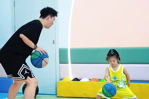 如何通过篮球训练促进儿童身高增长:科学方法与实践经验